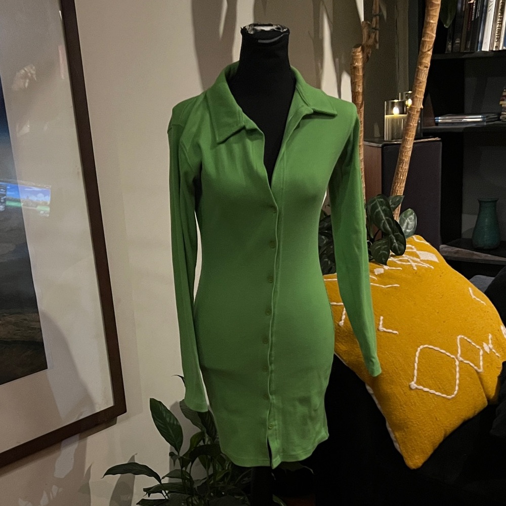 Nasty Gal Vibrant‎ Green Long Sleeve Dress